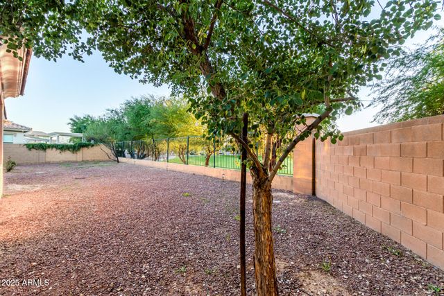 2668 S Stuart Avenue, Gilbert, AZ 85295