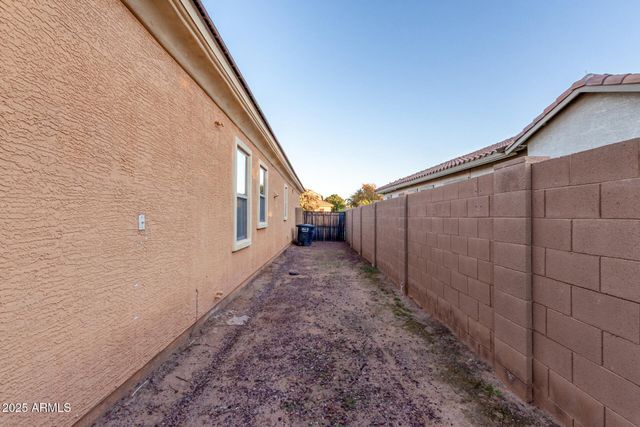 2668 S Stuart Avenue, Gilbert, AZ 85295