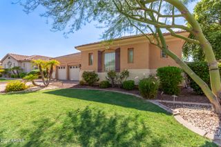 2668 S Stuart Avenue, Gilbert, AZ 85295