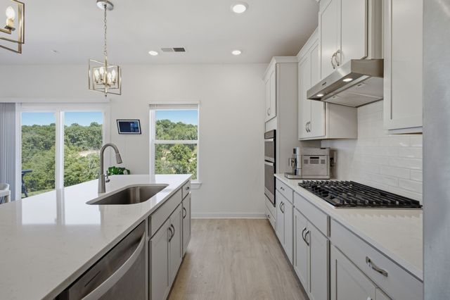 193 Manor Way, Hendersonville, TN 37075