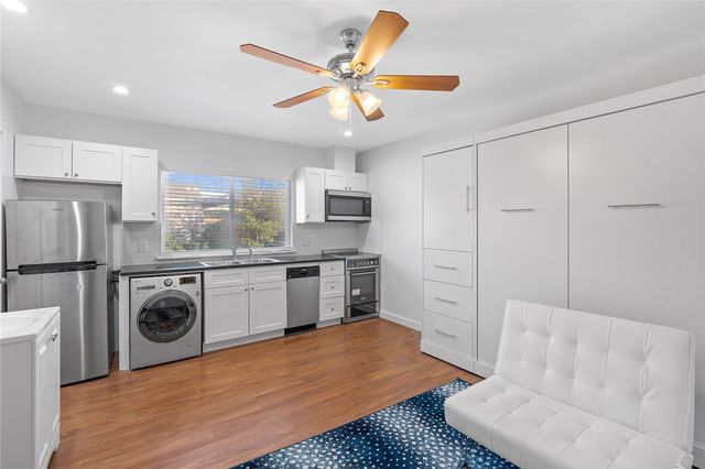 306 E 30 th ST 109, Austin, TX 78705