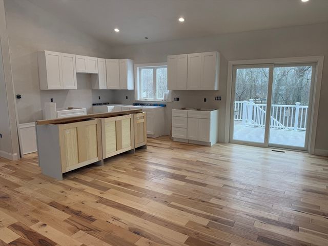 249 Dudley Southbridge Rd, Dudley, MA 01571