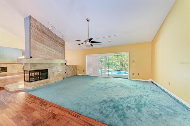 830 HAMMOCKWOOD COURT, Sarasota, FL 34232