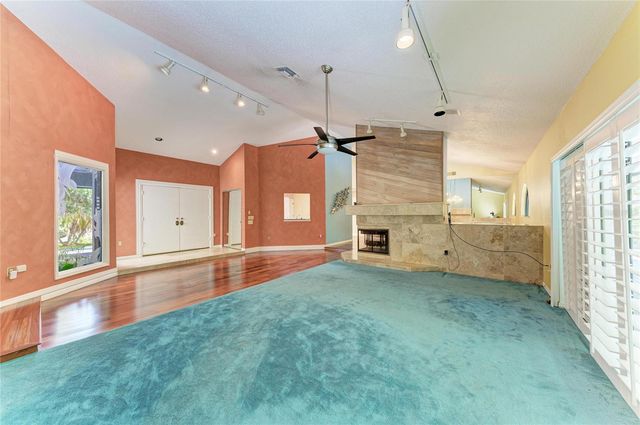 830 HAMMOCKWOOD COURT, Sarasota, FL 34232