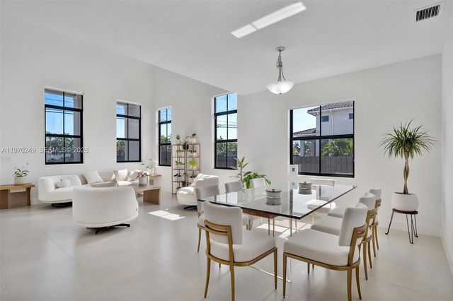 1380 SW 144th Ave, Miami, FL 33184