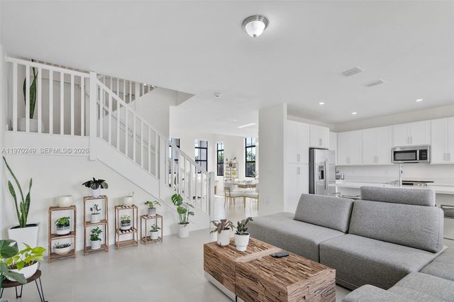 1380 SW 144th Ave, Miami, FL 33184