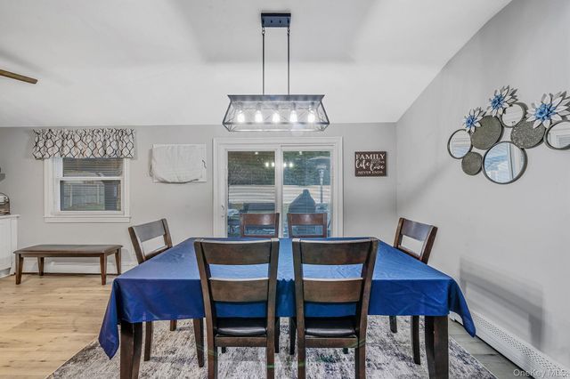 9 Allegheny Drive E, Farmingville, NY 11738