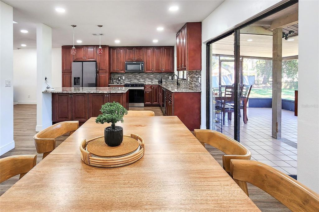 Image 13 of property listing at 16169 GARDENDALE DRIVE, Tampa, FL 33624