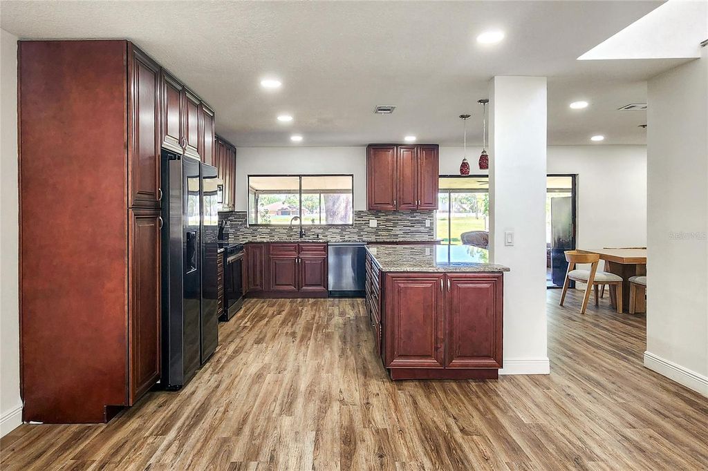 Image 9 of property listing at 16169 GARDENDALE DRIVE, Tampa, FL 33624