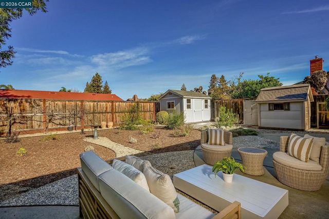 1727 1727 Berrywood Ct, Concord, CA 94521