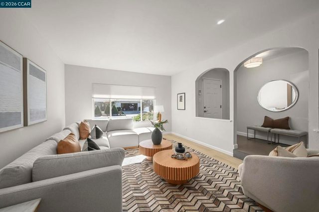 1727 1727 Berrywood Ct, Concord, CA 94521