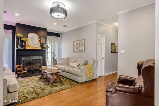 210 Silver Creek Circle, Lafayette, LA 70508