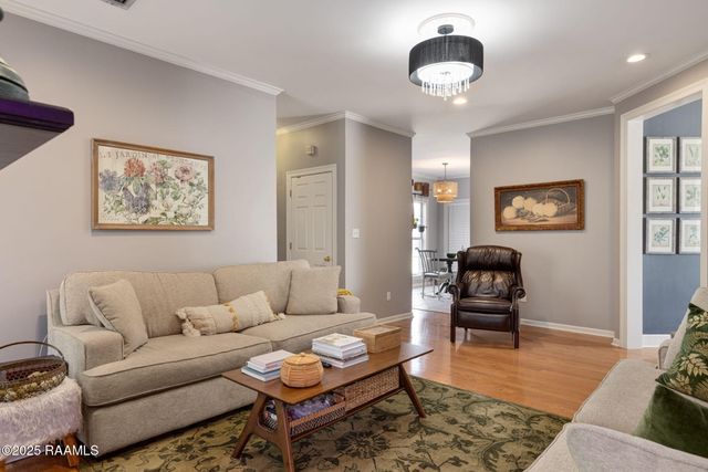 210 Silver Creek Circle, Lafayette, LA 70508