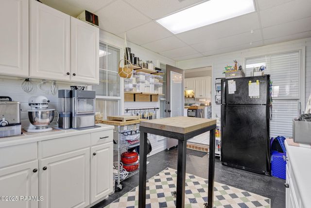 210 Silver Creek Circle, Lafayette, LA 70508