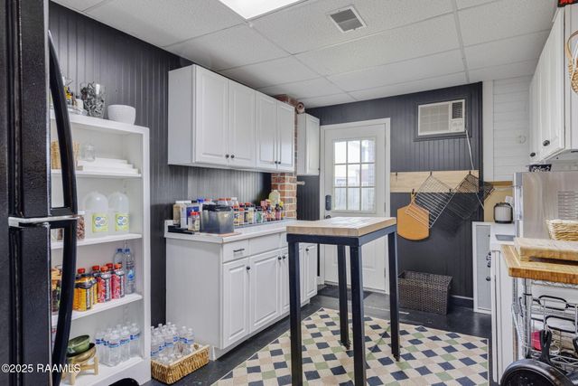 210 Silver Creek Circle, Lafayette, LA 70508