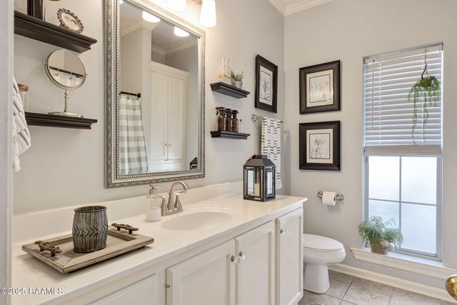 210 Silver Creek Circle, Lafayette, LA 70508