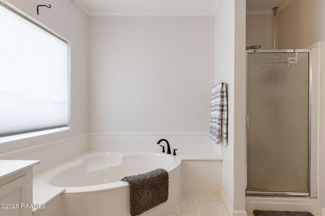 210 Silver Creek Circle, Lafayette, LA 70508