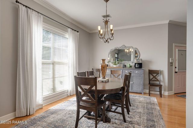 210 Silver Creek Circle, Lafayette, LA 70508