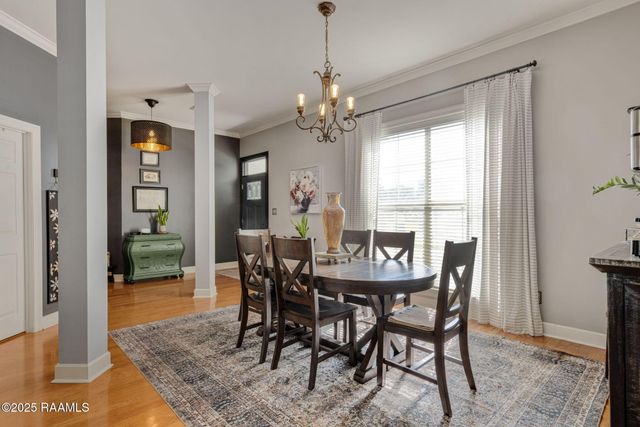 210 Silver Creek Circle, Lafayette, LA 70508