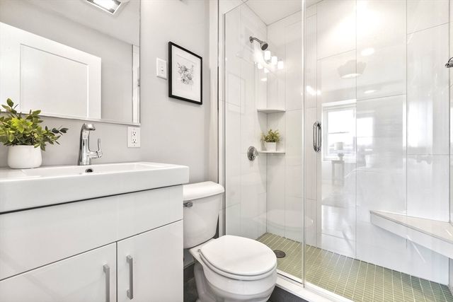 246 Boston St 9, Boston, MA 02125