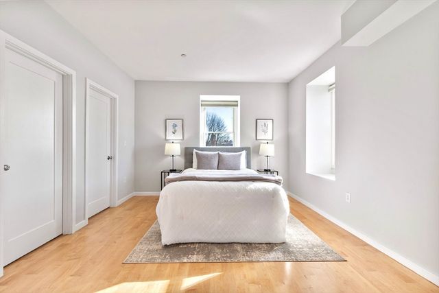 246 Boston St 9, Boston, MA 02125