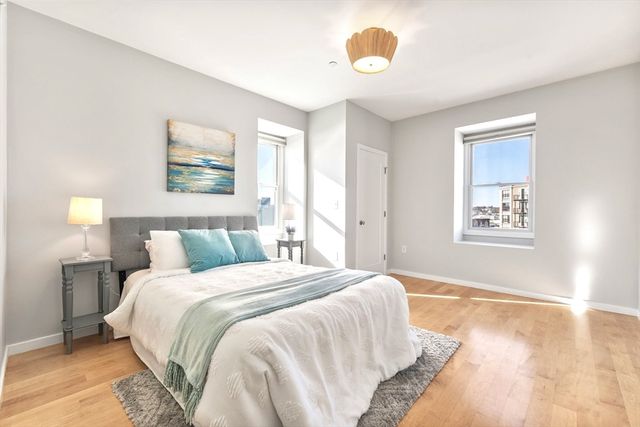 246 Boston St 9, Boston, MA 02125