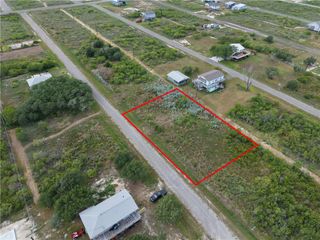 300 W Royal Oak, Rockport, TX 78382