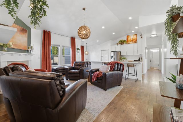 973 E Yaquina Bay Dr., Nampa, ID 83686