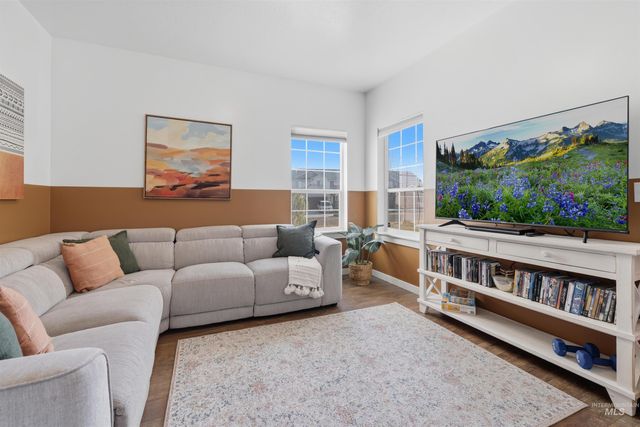 973 E Yaquina Bay Dr., Nampa, ID 83686