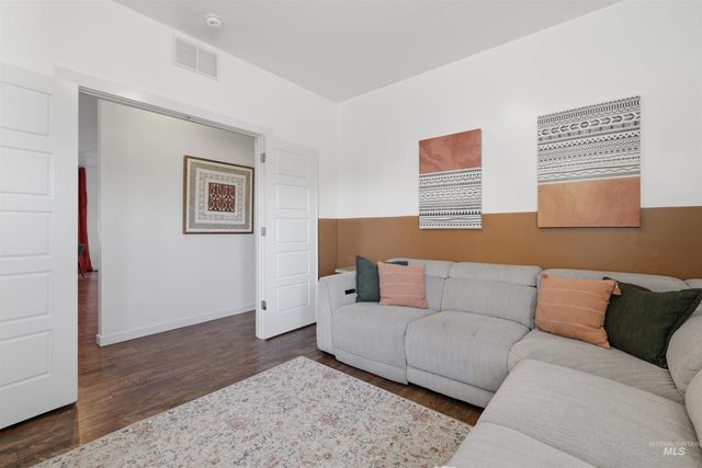 973 E Yaquina Bay Dr., Nampa, ID 83686