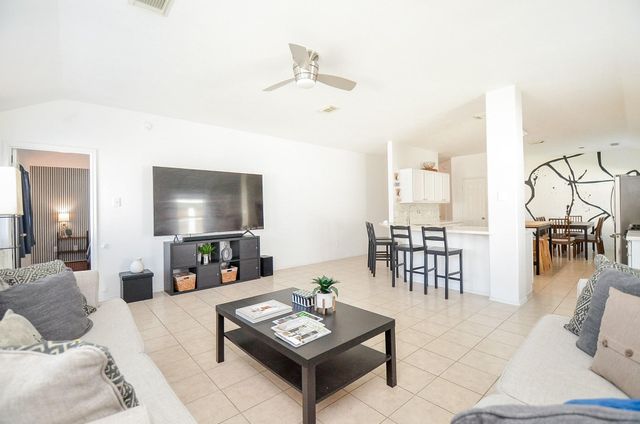 7902 Crescent Village Lane, Richmond, TX 77407