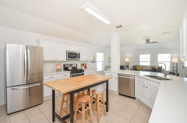 7902 Crescent Village Lane, Richmond, TX 77407
