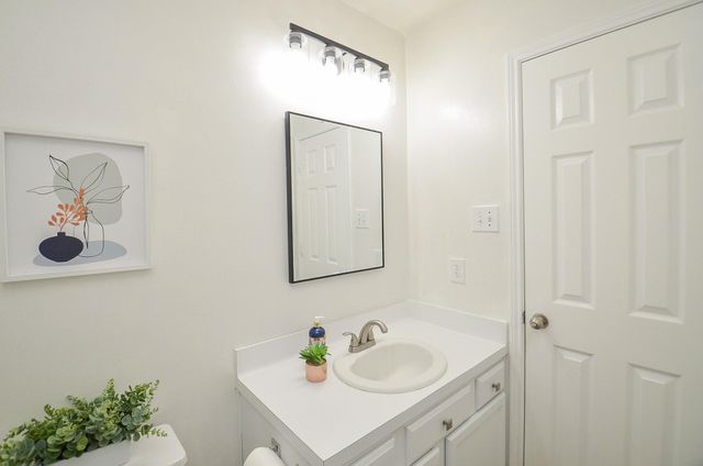 7902 Crescent Village Lane, Richmond, TX 77407