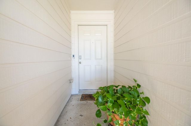 7902 Crescent Village Lane, Richmond, TX 77407