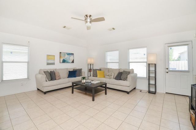 7902 Crescent Village Lane, Richmond, TX 77407