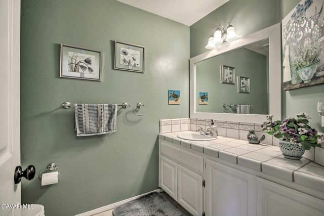 21421 Sunnybrook Drive, Tehachapi, CA 93561