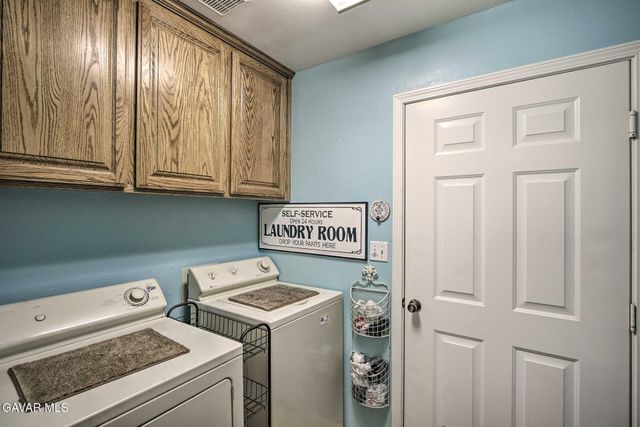 21421 Sunnybrook Drive, Tehachapi, CA 93561