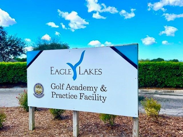 18516 Royal Hammock BLVD, Naples, FL 34114