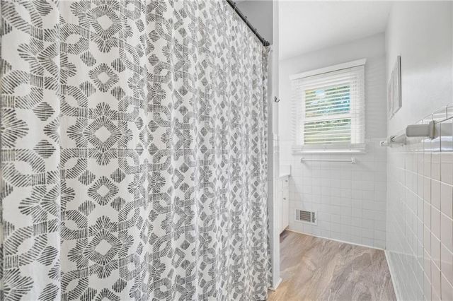 1901 NE 51st Terrace, Kansas City, MO 64118
