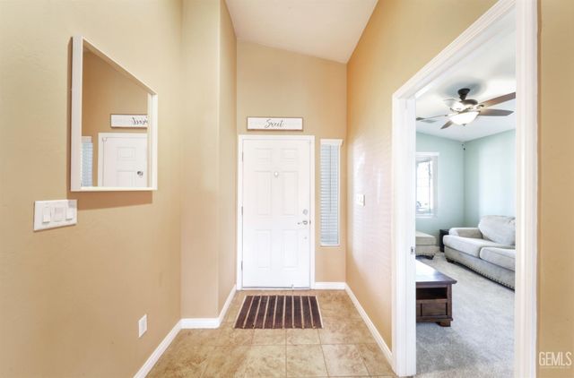 13428 Ridgeway Meadows Drive, Bakersfield, CA 93314
