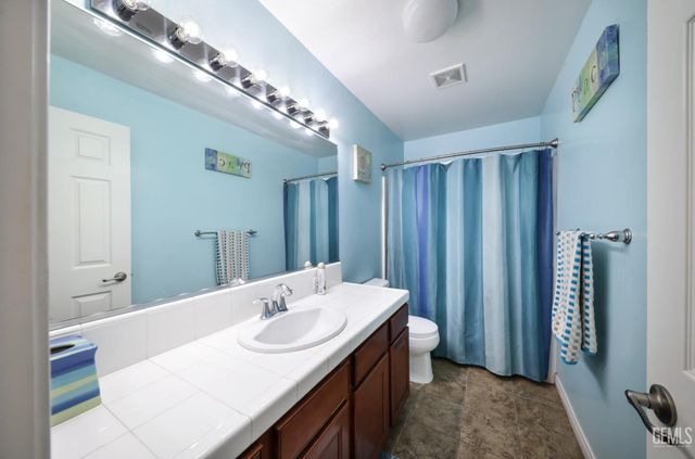 13428 Ridgeway Meadows Drive, Bakersfield, CA 93314