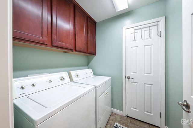 13428 Ridgeway Meadows Drive, Bakersfield, CA 93314