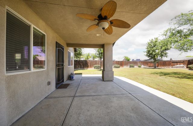 13428 Ridgeway Meadows Drive, Bakersfield, CA 93314
