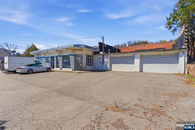 475 Westminster Place, Lodi, NJ 07644