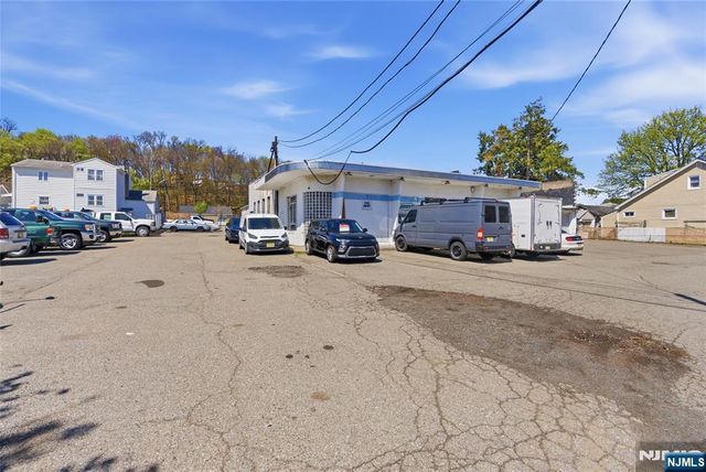 475 Westminster Place, Lodi, NJ 07644