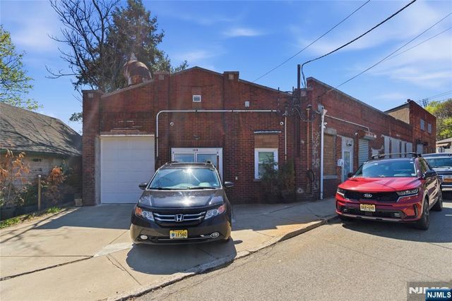 475 Westminster Place, Lodi, NJ 07644