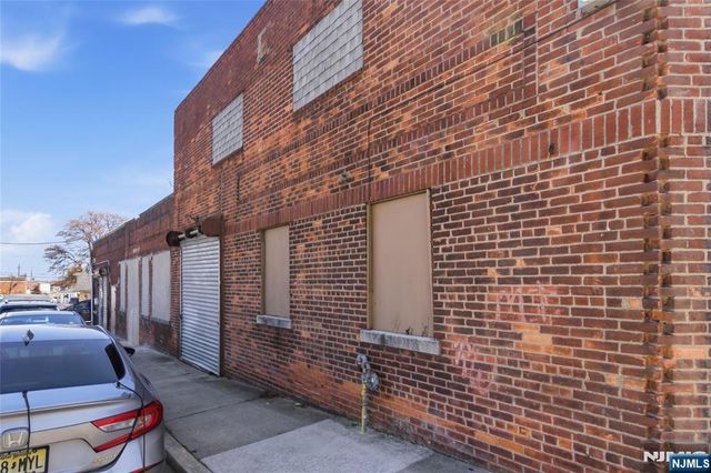 475 Westminster Place, Lodi, NJ 07644