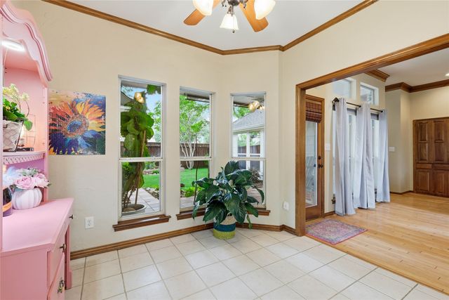 812 Sylvan Creek Drive, Lewisville, TX 75067