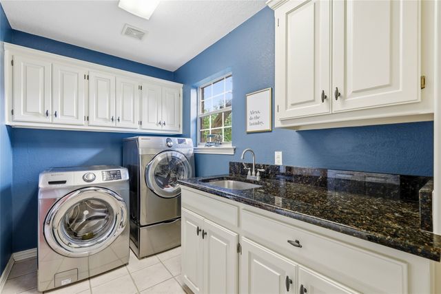 812 Sylvan Creek Drive, Lewisville, TX 75067