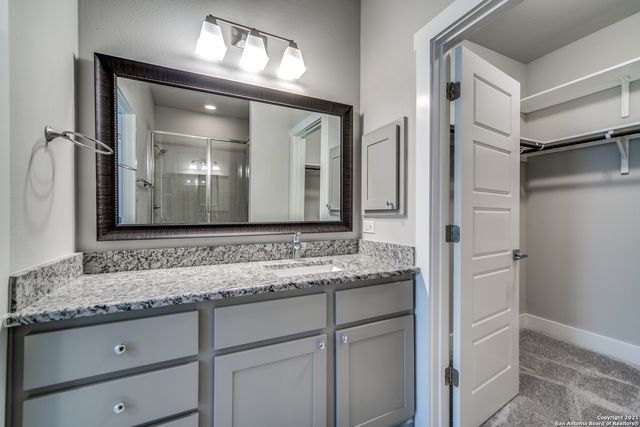 445 Natalen, San Antonio, TX 78209
